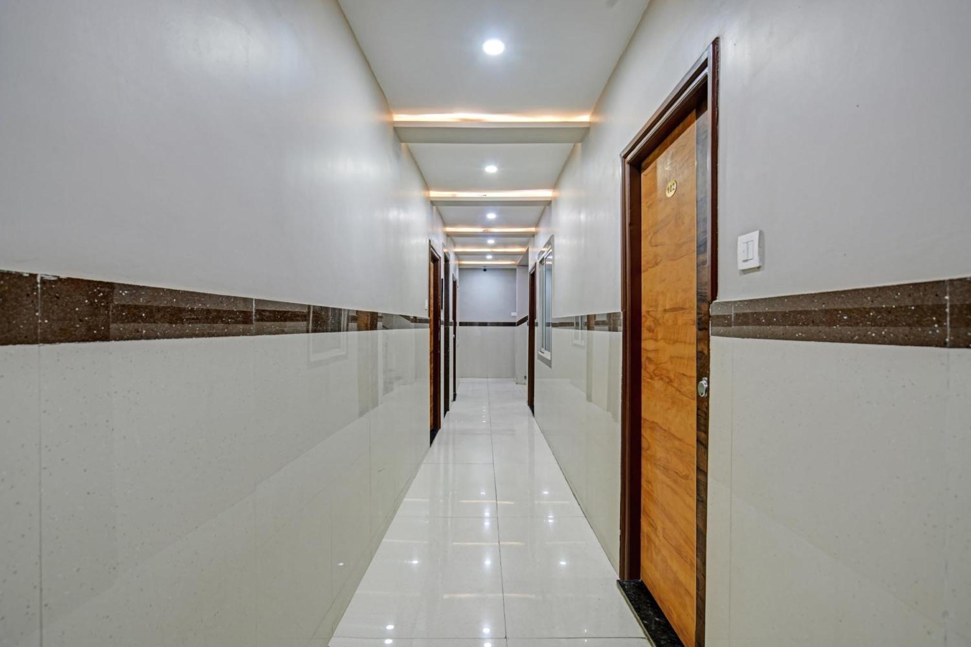 Hotel O Blue Wings Indore Exterior foto