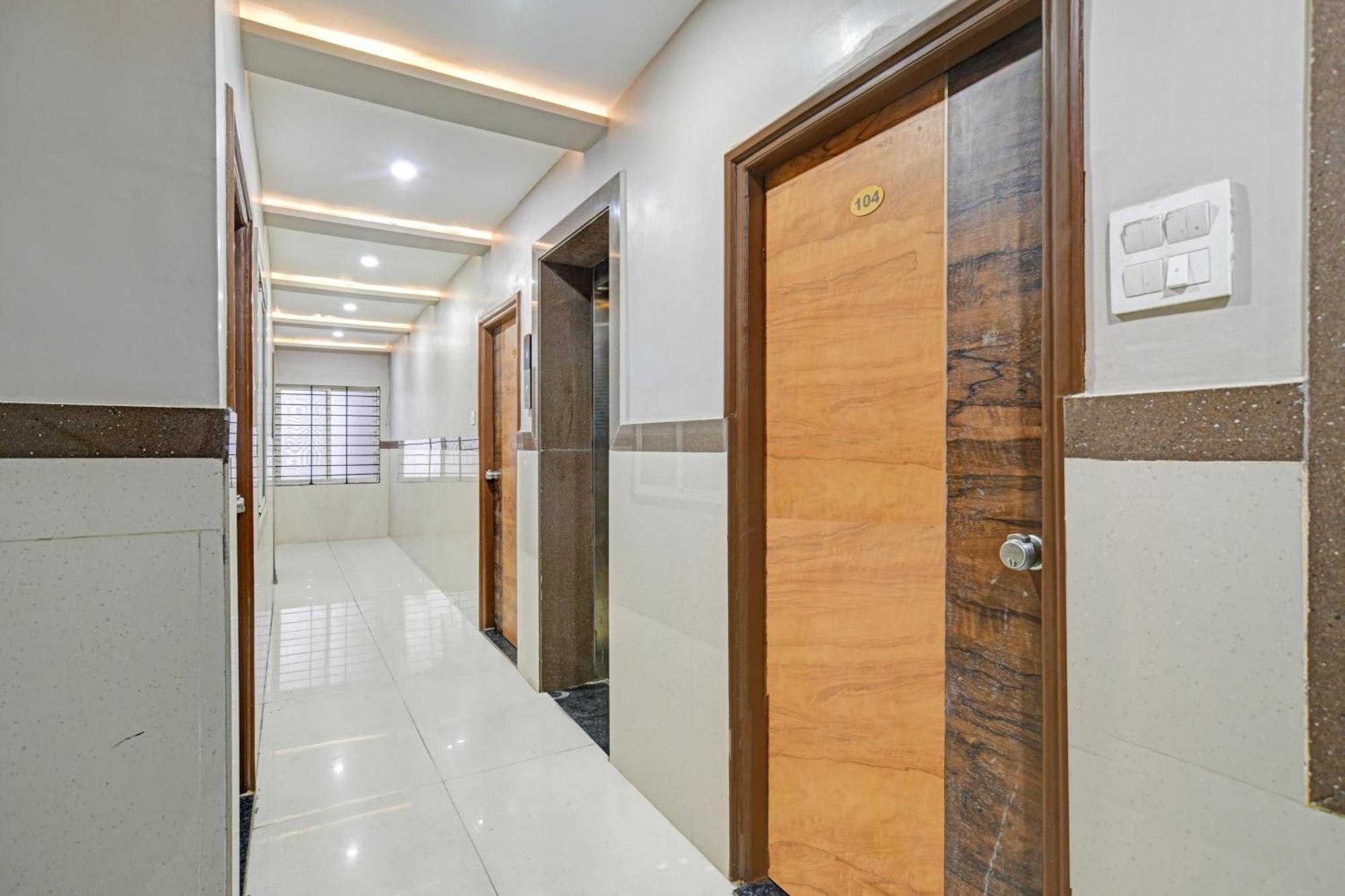 Hotel O Blue Wings Indore Exterior foto